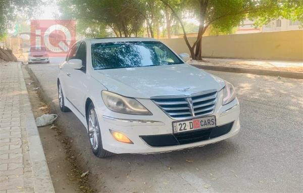 Hyundai Genesis 2013 for sale in Iraq - Shamiyah